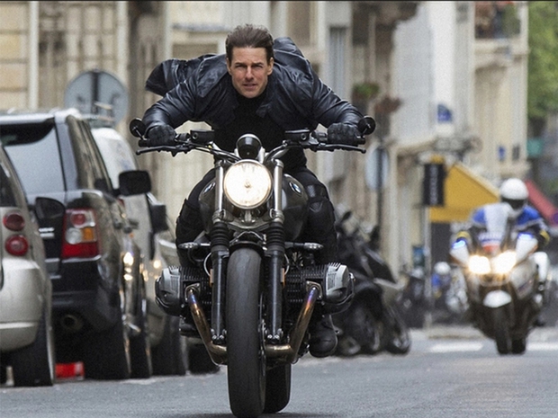 Bom tấn Mission: Impossible 7 đột ngột hoãn quay vì Covid-19, Tom Cruise năm lần bảy lượt quá là xui! - Ảnh 2.