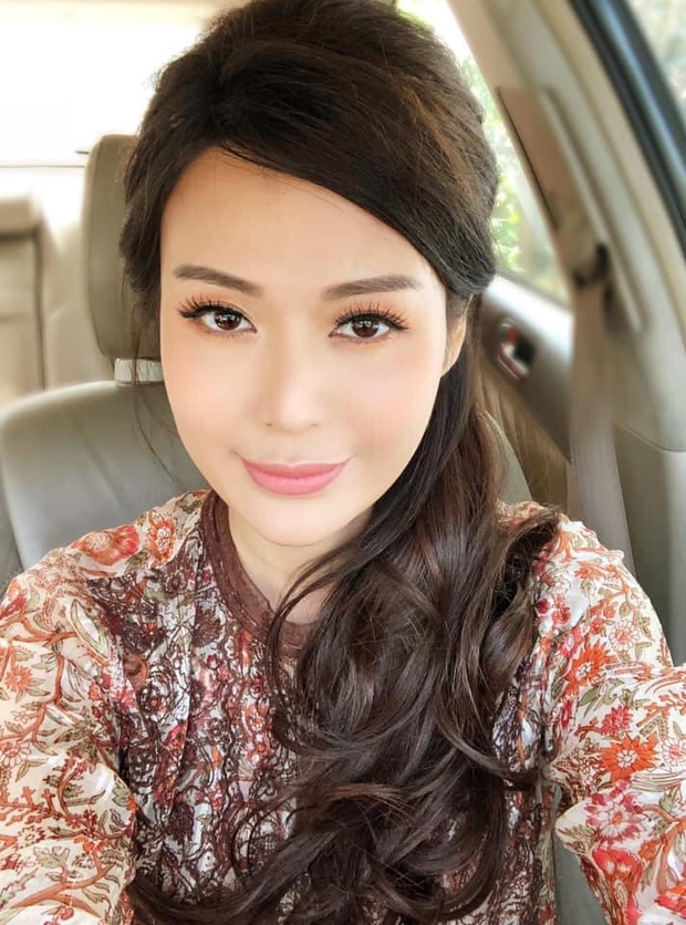 Nhan sắc trẻ trung xinh đẹp của Nguyễn Thu Thuỷ ở tuổi 45 khiến ai nấy đều xuýt xoa, đẳng cấp Hoa hậu Việt Nam có khác! - Ảnh 6. Nhan sắc trẻ trung xinh đẹp của Nguyễn Thu Thuỷ ở tuổi 45 khiến ai nấy đều xuýt xoa, đẳng cấp Hoa hậu Việt Nam có khác! - Ảnh 6.