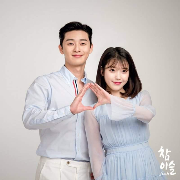 Ông chủ Park Seo Joon và chị Nguyệt IU choảng nhau tóe khói trong buổi đọc kịch bản phim mới - Ảnh 2.