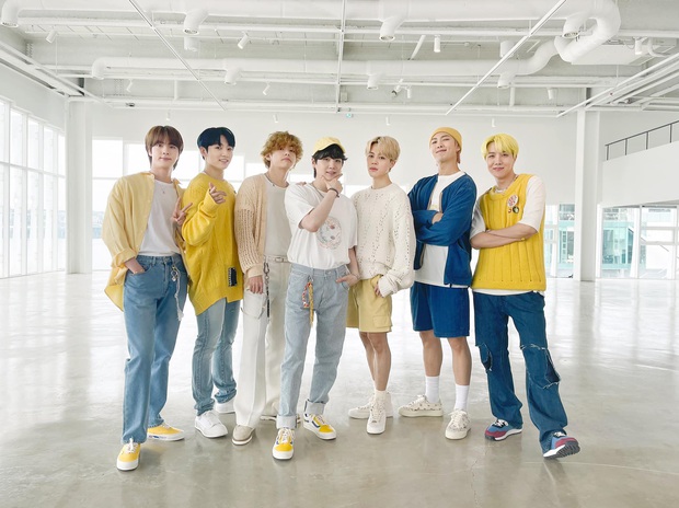 BTS và ARMY đang khiến các bảng xếp hạng âm nhạc trở nên vô dụng? - Ảnh 2. BTS và ARMY đang khiến các bảng xếp hạng âm nhạc trở nên vô dụng? - Ảnh 2.