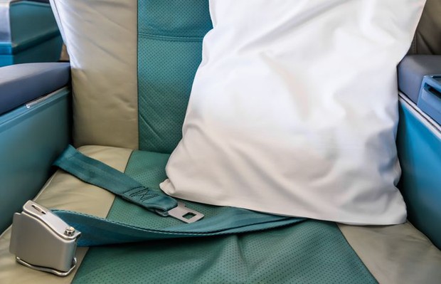 8 chi tiết ẩn trên máy bay khiến bạn ngạc nhiên vì mục đích đằng sau: Dù nhỏ bé nhưng tất cả chỉ để bảo vệ cho sự an toàn của bạn - Ảnh 4.