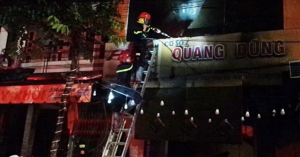 Cháy tiệm bán đồ điện, cả gia đình 4 người tử vong, trong đó phụ nữ đang mang thai - Ảnh 1. Cháy tiệm bán đồ điện, cả gia đình 4 người tử vong, trong đó phụ nữ đang mang thai - Ảnh 1.