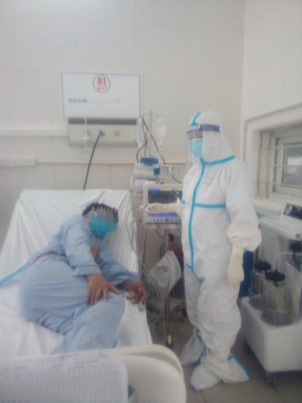 Nữ điều dưỡng là mẹ đơn thân 2 lần vào tâm dịch: Thương con thiệt thòi nhưng tôi không dám khóc. Xong nhiệm vụ, dịch ổn thì về! - Ảnh 2. Nữ điều dưỡng là mẹ đơn thân 2 lần vào tâm dịch: Thương con thiệt thòi nhưng tôi không dám khóc. Xong nhiệm vụ, dịch ổn thì về! - Ảnh 2.
