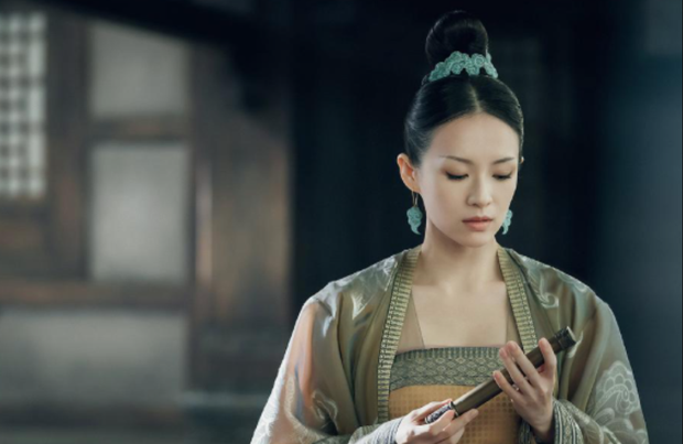 Cúc Tịnh Y át vía Nhiệt Ba ở Top 10 phim có view cao nhất mọi thời đại trên Youku, hạng 1 thuộc hàng kinh điển - Ảnh 1. Cúc Tịnh Y át vía Nhiệt Ba ở Top 10 phim có view cao nhất mọi thời đại trên Youku, hạng 1 thuộc hàng kinh điển - Ảnh 1.