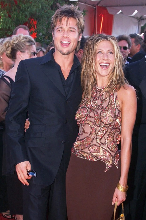 Hôn nhân đầu tiên của Brad Pitt: Tỏ tình trên thảm đỏ rồi toang vì tiểu tam Angelina, từ thù thành bạn với vợ cũ sau 15 năm - Ảnh 3. Hôn nhân đầu tiên của Brad Pitt: Tỏ tình trên thảm đỏ rồi toang vì tiểu tam Angelina, từ thù thành bạn với vợ cũ sau 15 năm - Ảnh 3.