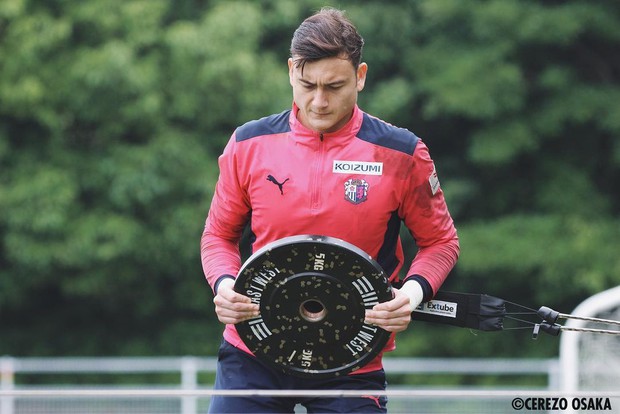 Văn Lâm lần đầu bắt chính tại Cerezo Osaka - Ảnh 2.