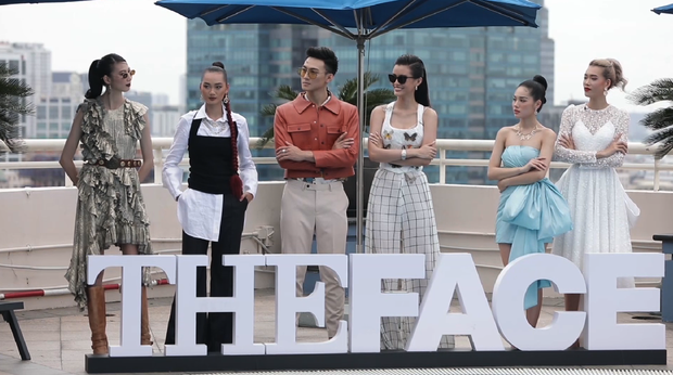 Khán giả bức xúc khi team Mạc Trung Kiên phạm luật khiến thí sinh bị loại trước khi thi! - Ảnh 1. Khán giả bức xúc khi team Mạc Trung Kiên phạm luật khiến thí sinh bị loại trước khi thi! - Ảnh 1.