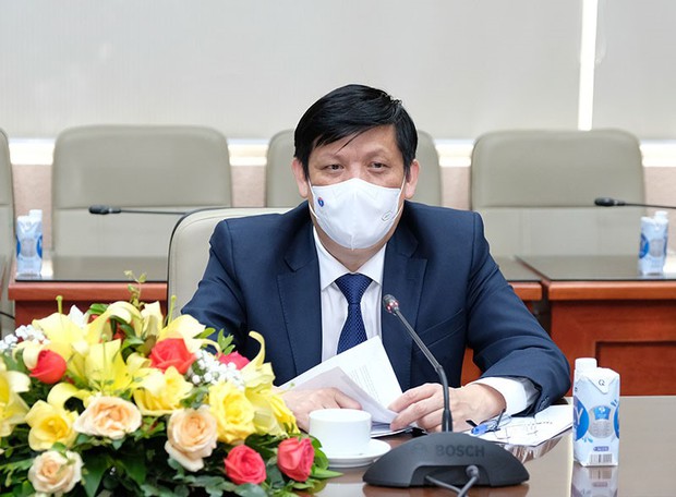 Bộ trưởng Bộ Y tế: Các nguồn vaccine Covid-19 về Việt Nam rất chậm - Ảnh 2.