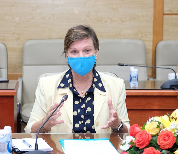 Bộ trưởng Bộ Y tế: Các nguồn vaccine Covid-19 về Việt Nam rất chậm - Ảnh 3.