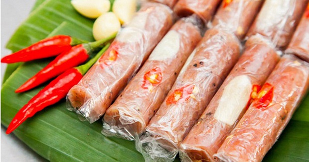 Nem chua Việt Nam lên tạp chí khoa học uy tín quốc tế: Món ăn dân dã ẩn chứa một vũ khí cực đỉnh! - Ảnh 1. Nem chua Việt Nam lên tạp chí khoa học uy tín quốc tế: Món ăn dân dã ẩn chứa một vũ khí cực đỉnh! - Ảnh 1.