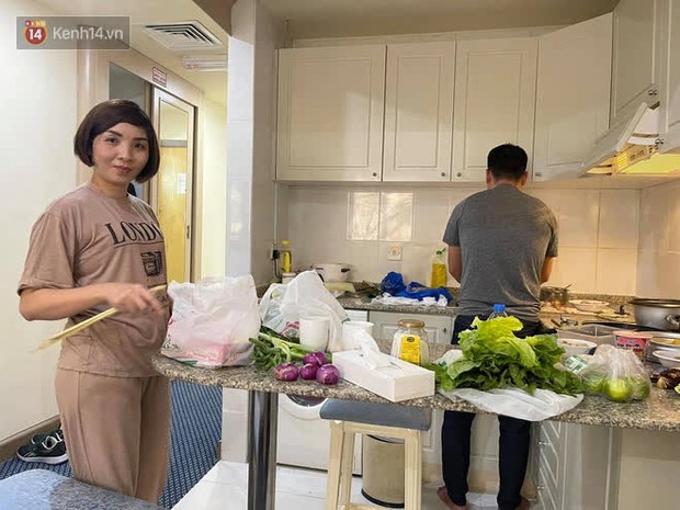 Hành trình chiến đấu với Covid-19 của phóng viên Việt Nam tác nghiệp tại UAE: Gục trong buổi họp báo, từng phải thở oxy vì tổn thương phổi nặng - Ảnh 7.