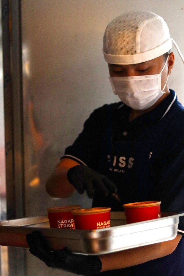 Bị review giao kem sai dung lượng in trên hộp, một thương hiệu kem nổi tiếng ở Sài Gòn lên tiếng giải thích, bất ngờ nhất là thái độ của cư dân mạng - Ảnh 6.