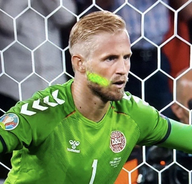 Fan tuyển Anh báo hại đội nhà 850 triệu đồng vì 3 hành vi xấu xí ở trận bán kết Euro 2020 - Ảnh 1.