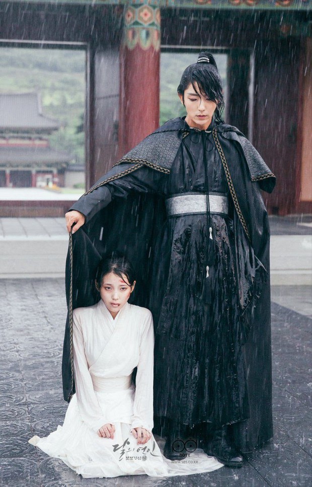 15 phim Hàn đỉnh của chóp do netizen quốc tế bình chọn, nhờ phim giả tình thật mà Son Ye Jin - Hyun Bin chốt vị trí đầu - Ảnh 7. 15 phim Hàn đỉnh của chóp do netizen quốc tế bình chọn, nhờ phim giả tình thật mà Son Ye Jin - Hyun Bin chốt vị trí đầu - Ảnh 7.
