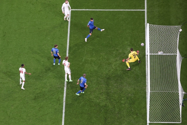Khiến tuyển Anh khóc hận trên loạt luân lưu, Ý vô địch Euro 2020 theo kịch bản đầy cảm xúc - Ảnh 1.