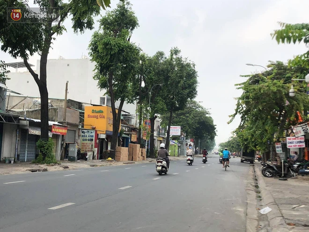 TP.HCM: Tạm dừng kiểm tra ở các chốt kiểm soát Gò Vấp, không còn cảnh biển người chen chân - Ảnh 4.