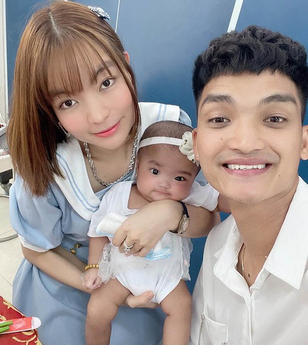Vợ Mạc Văn Khoa đáp trả antifan cực gắt vì gia đình bị miệt thị ngoại hình, mỉa mai vụ lùm xùm thuê giang hồ xử lý - Ảnh 4. Vợ Mạc Văn Khoa đáp trả antifan cực gắt vì gia đình bị miệt thị ngoại hình, mỉa mai vụ lùm xùm thuê giang hồ xử lý - Ảnh 4.