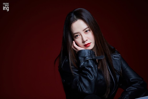 Khoảnh khắc Song Ji Hyo chính thức vứt bỏ hình tượng diễn viên quyến rũ: Visual bị hủy hoại nhưng thái độ quá đáng khâm phục - Ảnh 10. Khoảnh khắc Song Ji Hyo chính thức vứt bỏ hình tượng diễn viên quyến rũ: Visual bị hủy hoại nhưng thái độ quá đáng khâm phục - Ảnh 10.