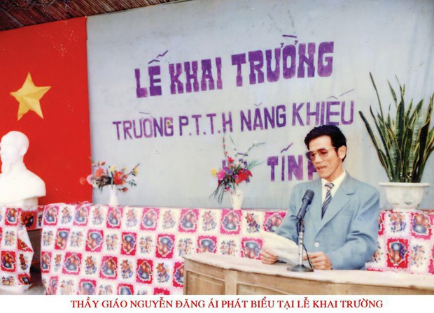 Trường THPT Chuyên Hà Tĩnh thành tích đỉnh cỡ nào? - Ảnh 2.
