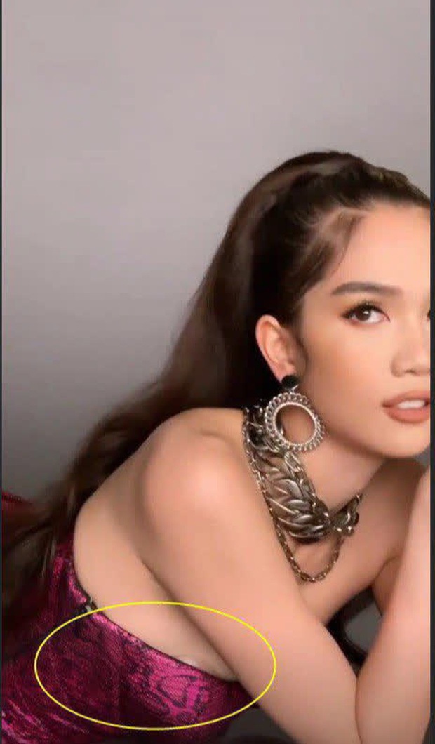 Ngọc Trinh và loạt cảnh giới mới của việc để lộ mấy chỗ ứ ừ - Ảnh 2. Ngọc Trinh và loạt cảnh giới mới của việc để lộ mấy chỗ ứ ừ - Ảnh 2.