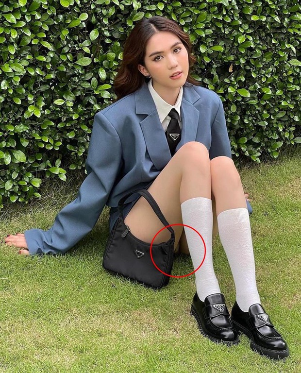 Ngọc Trinh và loạt cảnh giới mới của việc để lộ mấy chỗ ứ ừ - Ảnh 7. Ngọc Trinh và loạt cảnh giới mới của việc để lộ mấy chỗ ứ ừ - Ảnh 7.