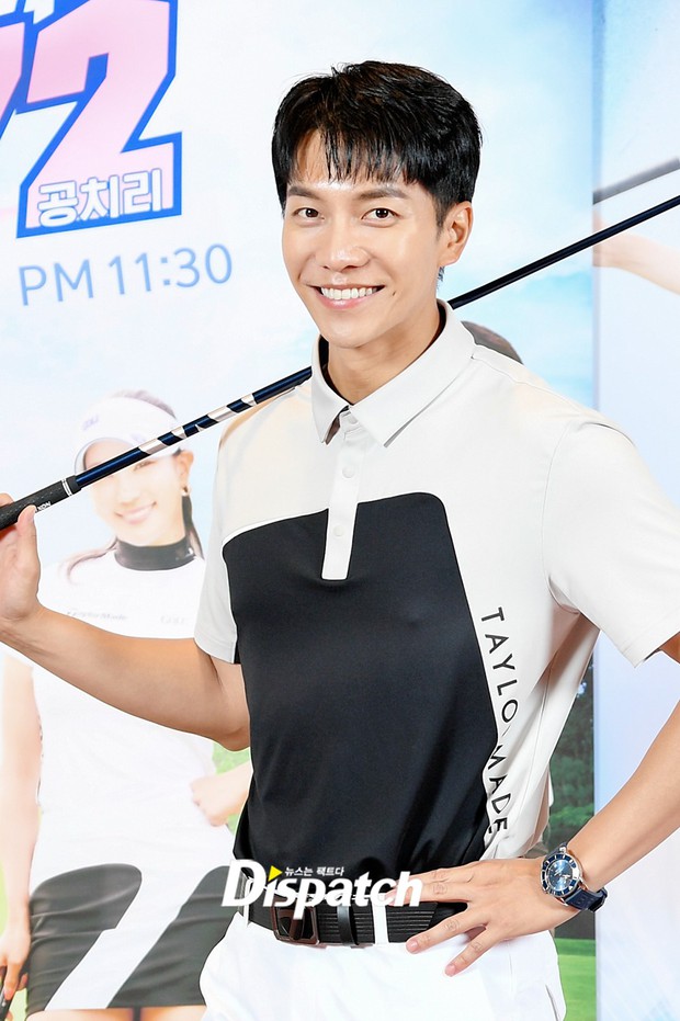 Lee Seung Gi lần đầu lộ diện ở sự kiện sau tin hẹn hò con gái Mama Chuê, soái là vậy nhưng zoom kỹ thì mất điểm rõ ràng - Ảnh 4.