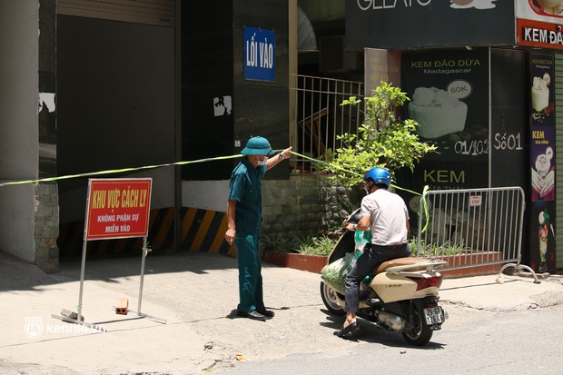 Hà Nội: Phong toả chung cư tại Hà Đông, người thân xuyên trưa tiếp tế sau ca dương tính SARS-CoV-2 - Ảnh 7. Hà Nội: Phong toả chung cư tại Hà Đông, người thân xuyên trưa tiếp tế sau ca dương tính SARS-CoV-2 - Ảnh 7.