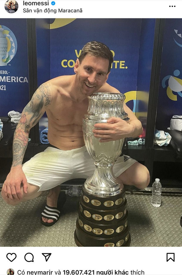 Hơn Messi tận 82 triệu followers Instagram nhưng Ronaldo lại thua đối thủ ở thành tích quan trọng nhất - Ảnh 2. Hơn Messi tận 82 triệu followers Instagram nhưng Ronaldo lại thua đối thủ ở thành tích quan trọng nhất - Ảnh 2.