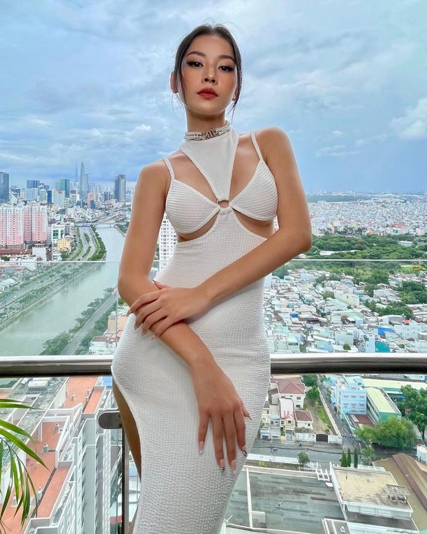 Đồ local brand sao Việt vừa diện: Đủ váy áo từ sexy đến lady chanh sả chị em nhất định chấm được vài bộ - Ảnh 5.