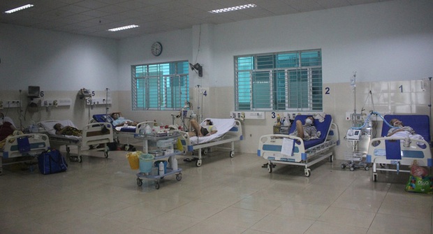 Phó Giám đốc Sở Y tế TP.HCM: Nguyên nhân số ca mắc COVID-19 tử vong liên tục tăng thời gian qua - Ảnh 1. Phó Giám đốc Sở Y tế TP.HCM: Nguyên nhân số ca mắc COVID-19 tử vong liên tục tăng thời gian qua - Ảnh 1.
