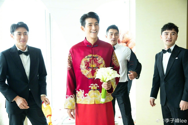 Đám cưới hot nhất Cbiz hôm nay: Dạ Hoa từng cắm sừng Trương Thiên Ái tổ chức hôn lễ sau 1 tháng cầu hôn bạn gái - Ảnh 4. Đám cưới hot nhất Cbiz hôm nay: Dạ Hoa từng cắm sừng Trương Thiên Ái tổ chức hôn lễ sau 1 tháng cầu hôn bạn gái - Ảnh 4.