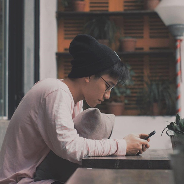 Con trai Mỹ Linh đã đẹp trai, học bác sĩ lại còn tự đi làm thêm để kiếm tiền, nghe nữ diva dạy con về tiết kiệm mới thấy tâm lý cỡ nào - Ảnh 1.