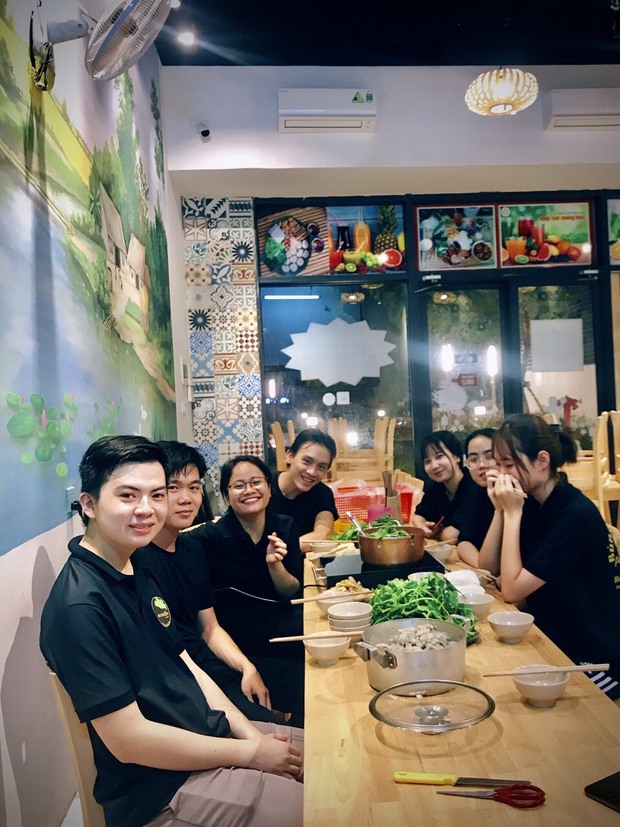 Chủ quán Sài Gòn lao đao giữa mùa dịch: Chẳng có thu nhập nhưng phải gồng gánh đủ chi phí, chị sắp không trụ nổi nữa rồi… - Ảnh 2. Chủ quán Sài Gòn lao đao giữa mùa dịch: Chẳng có thu nhập nhưng phải gồng gánh đủ chi phí, chị sắp không trụ nổi nữa rồi… - Ảnh 2.