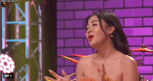 8 bức hình drama nhất hôm nay đều xoay quanh các nhân vật tiếng tăm: NS Hoài Linh, vợ chồng Đan Trường, Lệ Quyên và ai nữa? - Ảnh 13. 8 bức hình drama nhất hôm nay đều xoay quanh các nhân vật tiếng tăm: NS Hoài Linh, vợ chồng Đan Trường, Lệ Quyên và ai nữa? - Ảnh 13.