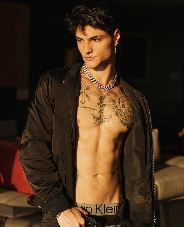 Lộ diện dàn cast Too Hot To Handle Brazil: Body mlem chẳng kém phiên bản gốc! - Ảnh 3. Lộ diện dàn cast Too Hot To Handle Brazil: Body mlem chẳng kém phiên bản gốc! - Ảnh 3.
