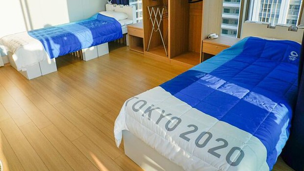 Giường chống quan hệ tình dục tại Olympic Tokyo vẫn có thể... quan hệ thoải mái - Ảnh 3. Giường chống quan hệ tình dục tại Olympic Tokyo vẫn có thể... quan hệ thoải mái - Ảnh 3.