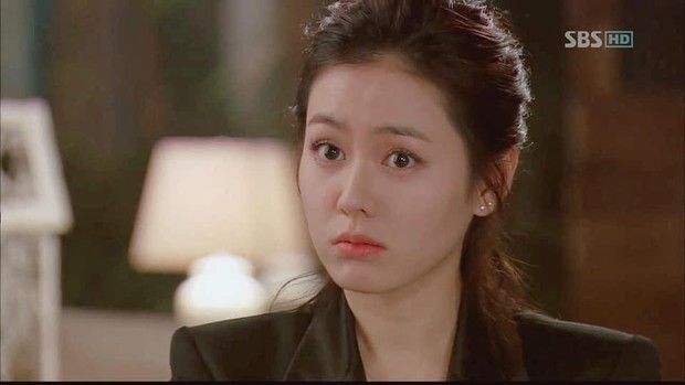 Son Ye Jin cả đời chỉ làm cameo một lần duy nhất lại ngay bom tấn của Hyun Bin, định mệnh là đây! - Ảnh 2. Son Ye Jin cả đời chỉ làm cameo một lần duy nhất lại ngay bom tấn của Hyun Bin, định mệnh là đây! - Ảnh 2.