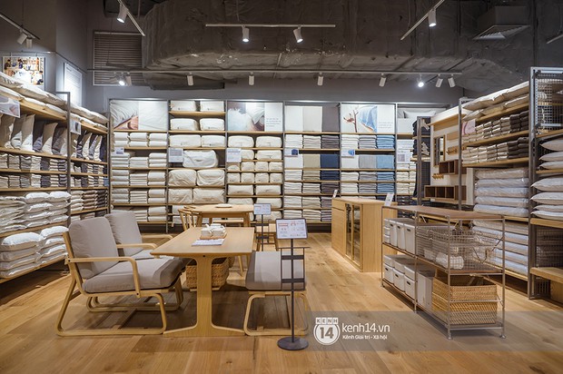 HOT: Cận cảnh mọi ngóc ngách store MUJI Hà Nội trước ngày khai trương, quá trời đồ xinh, dự là bạn sẽ muốn tậu hết - Ảnh 6.