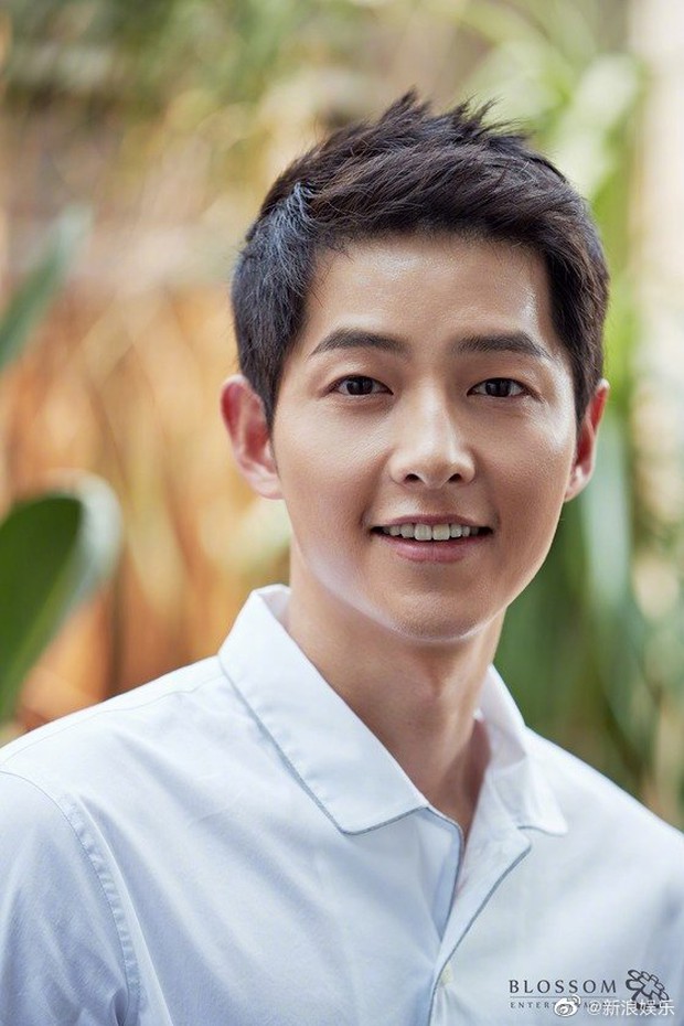 NÓNG: Giữa bê bối, Song Joong Ki bất ngờ phải đi cách ly vì liên quan tới 1 ca nhiễm COVID-19, tình hình sức khoẻ giờ ra sao? - Ảnh 2.