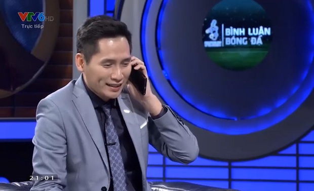 BLV Quốc Khánh: Rẽ ngang nhưng thành công bất ngờ và những lần vạ miệng nhớ đời - Ảnh 2. BLV Quốc Khánh: Rẽ ngang nhưng thành công bất ngờ và những lần vạ miệng nhớ đời - Ảnh 2.