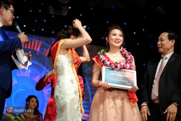 Đang HOT: Vũ Phương Anh - Hoa khôi Báo chí là ai và giàu cỡ nào? - Ảnh 1. Đang HOT: Vũ Phương Anh - Hoa khôi Báo chí là ai và giàu cỡ nào? - Ảnh 1.