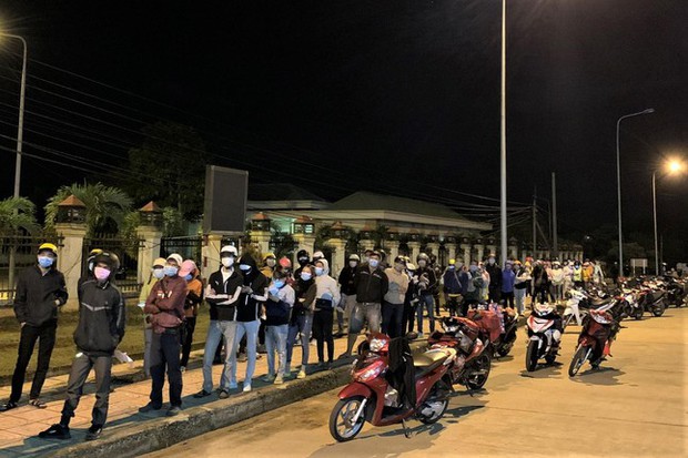 Nam nhân viên tại siêu thị mắc COVID-19 sau hai lần xét nghiệm PCR âm tính - Ảnh 1. Nam nhân viên tại siêu thị mắc COVID-19 sau hai lần xét nghiệm PCR âm tính - Ảnh 1.