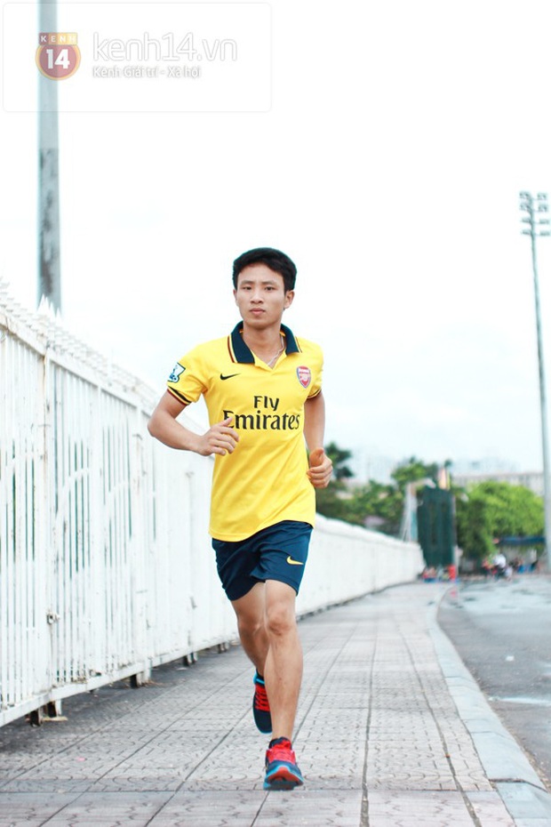 Nam sinh 8 năm trước chạy 8km theo đội tuyển Arsenal quanh bờ Hồ: Mời mức lương 100 triệu/tháng nhưng từ chối, cuộc đời thay đổi ngoạn mục! - Ảnh 7.