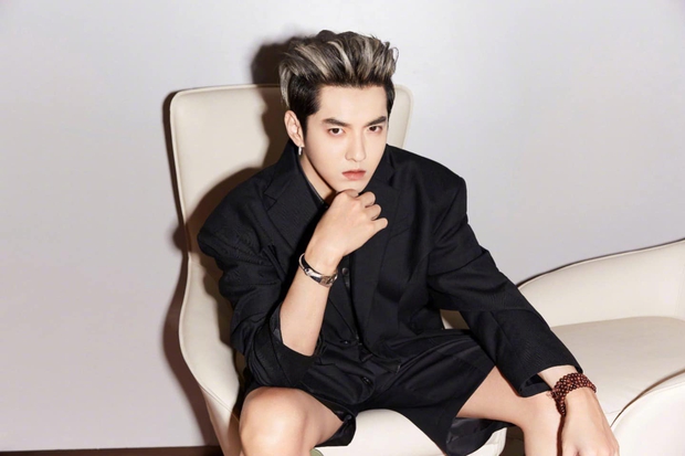 Fandom Ngô Diệc Phàm tan đàn xẻ nghé sau tin của cảnh sát: Thoát fan hàng loạt nhưng vẫn có người còn thở là còn gỡ - Ảnh 3. Fandom Ngô Diệc Phàm tan đàn xẻ nghé sau tin của cảnh sát: Thoát fan hàng loạt nhưng vẫn có người còn thở là còn gỡ - Ảnh 3.