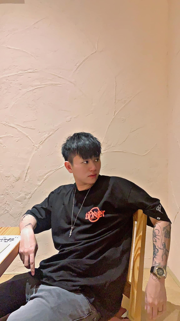 Cả cõi mạng thắc mắc Ai là rapper số 1 Việt Nam, B Ray chốt 1 câu trúng tim đen khối người - Ảnh 3. Cả cõi mạng thắc mắc Ai là rapper số 1 Việt Nam, B Ray chốt 1 câu trúng tim đen khối người - Ảnh 3.