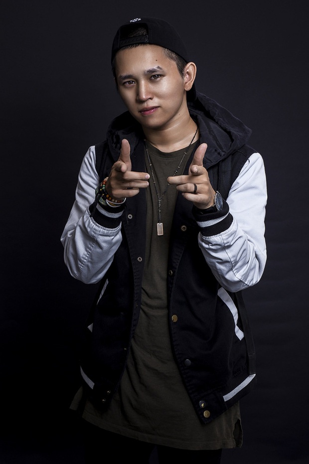 Cả cõi mạng thắc mắc Ai là rapper số 1 Việt Nam, B Ray chốt 1 câu trúng tim đen khối người - Ảnh 4. Cả cõi mạng thắc mắc Ai là rapper số 1 Việt Nam, B Ray chốt 1 câu trúng tim đen khối người - Ảnh 4.