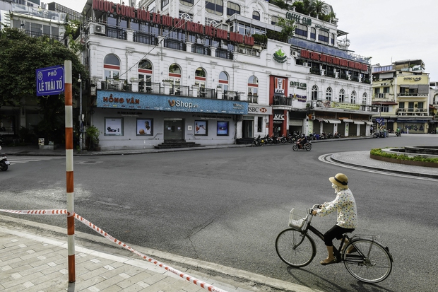 Chủ quán ăn ở Hà Nội trước giờ đóng cửa: 20 năm chưa từng gặp khó khăn như dịch bệnh lần này, càng bán càng lỗ - Ảnh 7.
