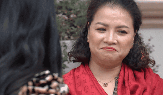3 bà mẹ hot nhất Hương Vị Tình Thân chung khung hình: Nhìn cô Bích giúp việc trẻ trung, xì tin nào kém cặp Xuân - Sa? - Ảnh 6. 3 bà mẹ hot nhất Hương Vị Tình Thân chung khung hình: Nhìn cô Bích giúp việc trẻ trung, xì tin nào kém cặp Xuân - Sa? - Ảnh 6.