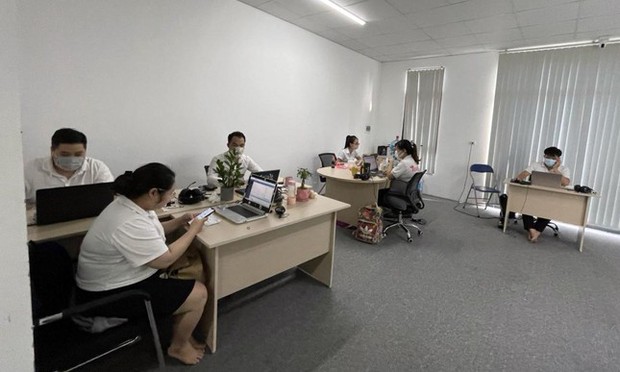 Lập biên bản 24 người làm việc tại văn phòng công ty vi phạm phòng chống dịch - Ảnh 2.