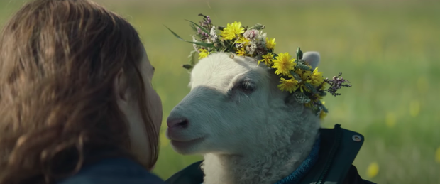 Lamb: Phim Kinh Dị Thần Thoại Gây Sốc Vì Gia Đình Hiếm Muộng Nhận Cừu Làm Con